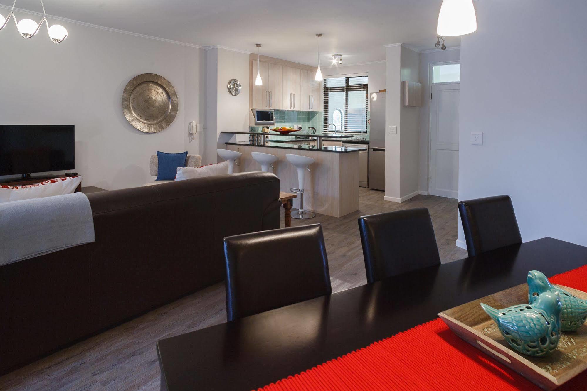 Aparthotel Island Club & Kapstadt